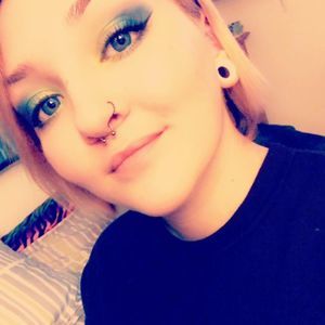 Meet your Posher, Annie